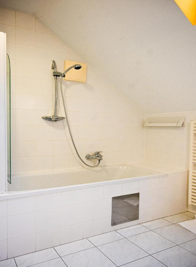 וינה Modern Suite City Center מראה חיצוני תמונה